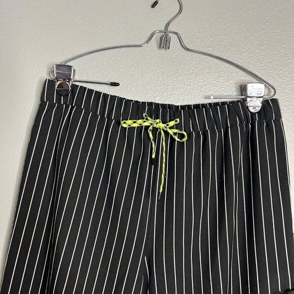 Collusion Pinstripe Wide Leg Crop‎ Pant Cargo Pocket Black White Streetwear 10 - Picture 4 of 11